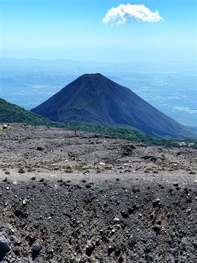 Reverse flyback from yesterday's clip, Santa Ana (Ilamatepec) crater to Izalco crater. On the right hand side you will see Cerro Verde a dormant volcano, Santa Ana and Izalco are both considered active Santa Ana last exploding in 2006 and Izalco constantlt erupted until the 1960's and was often referred to as the