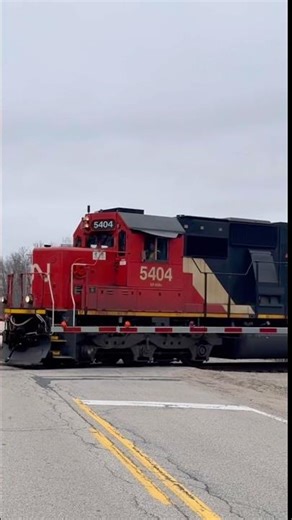(CN 5404) Blasting The Goofy Horn! Peshtigo, WI.
