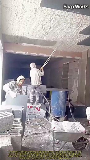 대형 천장 보드를 붙이는 방법: 경이로운 분업의 힘, 거대한 천장 단열재를 완벽하게 고정하는 숙련공의 시공 기술 #worker #process #craftsman #building