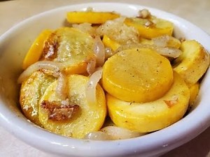 Sauteed Parmesan Garlic Yellow Squash And Onions Recipe