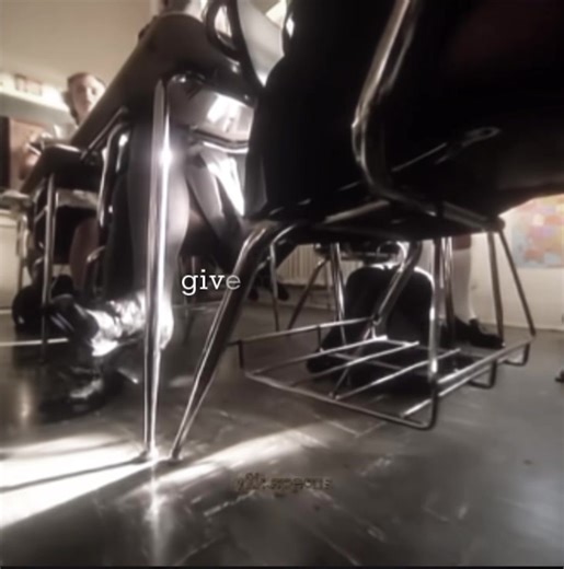 Nostalgic '90s Britney Spears Edit