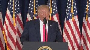 Coronavirus: Trump issues executive orders for pandemic stimulus packages