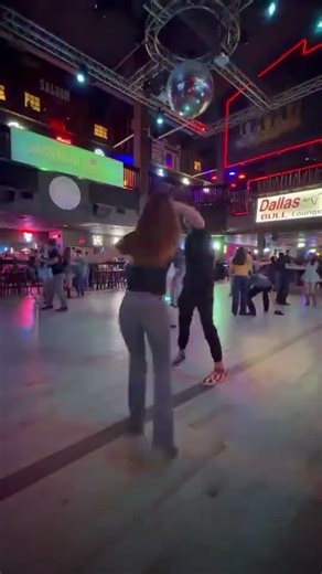 Feathered Indians by Tyler Childers Swing Dance at Dallas Bull in Tampa #swingdance #countryswing