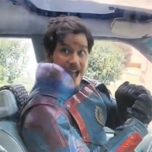 OPEN THE F-ING DOOOOOOOOR #memes #marvel #reddit