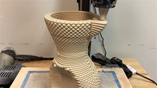 Clay ARtools: Digital Ceramics Tools in AR to Support Fine-Grained Machine Toolpath Editing