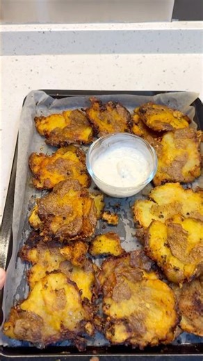 Crispy Smashed Potatoes | Crunchy Edges, Fluffy Center!