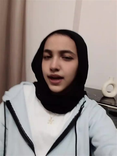 فيديوهات أنشأها Haya☝🏻😜 (@hayahegazy3) باستخدام قالك تعيش هتشوف - Omar Meme