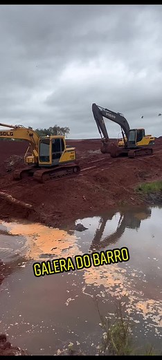 Excavators at Work: Digging and Moving Soil