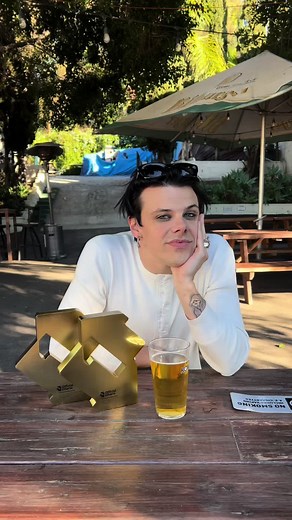 YUNGBLUD's Album Hits Number 1 in the UK