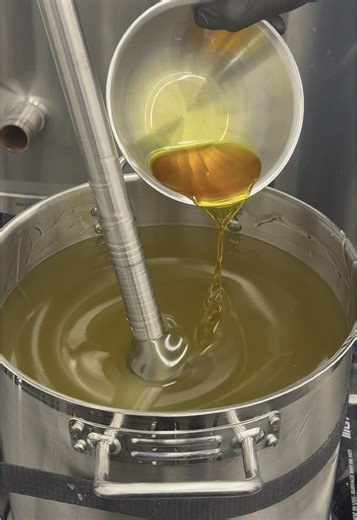 Lipgloss Manufacturing: No MOQ in Minnesota