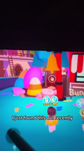 did anyone else noticed the bell that gives you 20 bucks? #adoptmeroblox #adoptmetrading #robloxfyp #viral #adoptmeupdate