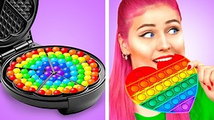 SNEAK FOOD Into SCHOOL CAMP -- Ways to Sneak Snacks ANYWHERE by Kaboom Zoom! | Zoom Zoom