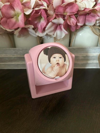 Rotating Photo Cube for Round Magnets - Etsy