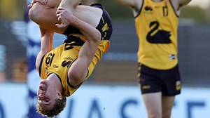 Koby gets crafty with backflip celebration