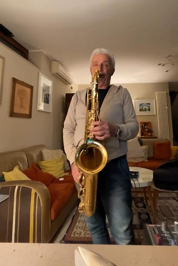 31K views · 1.4K reactions | Un brano per la notte  In The Mood for love.. imboccatura Vandoren Jumbo Java -Ebanite- | Vittoriano Traversa | Facebook