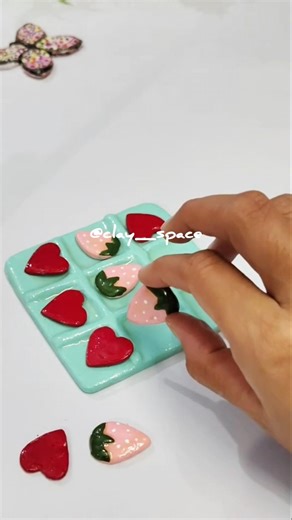 DIY Tic-Tac-Toe! 🍓❤️ (Easy Clay Craft) #trending #diy #viral #ytshorts #clayart