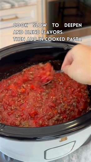 Say RECIPE and I’ll send it over. This Slow Cooker Spaghetti is a family favorite that makes dinner so easy. The sauce simmers all day for the best flavor, and dinner is ready when you are. Your family will be asking for this one again and again. #slowcookerspaghetti #spaghettidinner #easyfamilydinner #slowcookermeals https://www.thediaryofarealhousewife.com/slow-cooker-spaghetti-sauce/ | The Diary of a Real Housewife - Jennie Duncan