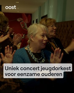 Dit jeugdorkest verzorgt een uniek concert voor eenzame ouderen! 🥰 In de allerlaatste aflevering van de serie Amateurs! zien we hoe alleenstaande ouderen in Hengelo door het Twents Jeugd Harmonie Orkest verrast worden. Met een muzikale wereldreis wil de vereniging mensen die met eenzaamheid kampen een prachtige middag te bezorgen. De hele aflevering bekijk je hier: oost.nl/amateurs | RTV Oost