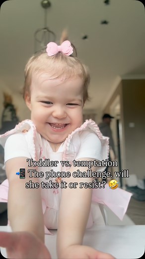4.1K views · 844 reactions | Liam decided to try this wee phone challenge with Myla to see if she’d take it or leave it… safe to say she gave us a good old laugh 藍 Honestly, her wee face trying to decide what to do had us in stitches  toddlers really do keep you entertained! | Laura Duffey | Facebook