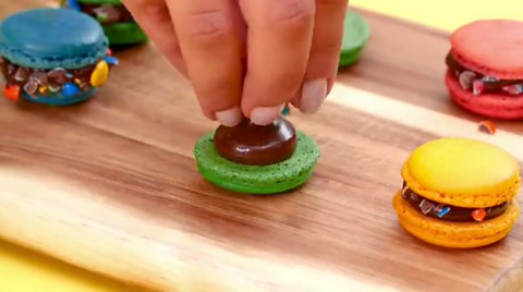 M&M'S, Milk Chocolate Candy Sharing Size Bag, 10.7 oz