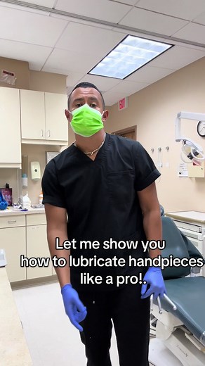 Expert Guide to Lubricating Dental Handpieces
