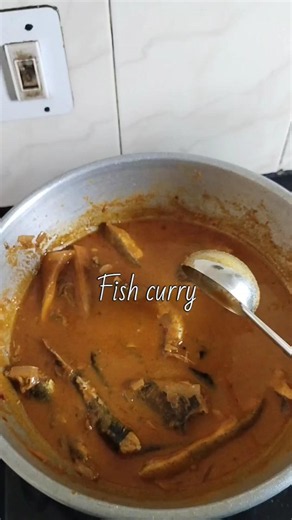 South Indian Fish Curry (Meen Kuzhambu) #fishcurry #fishcurryrecipe #meenkulambhu #homemade #cooking