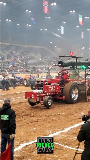 "wheelin & Dealin" to victory #hotfarm #tractorpull