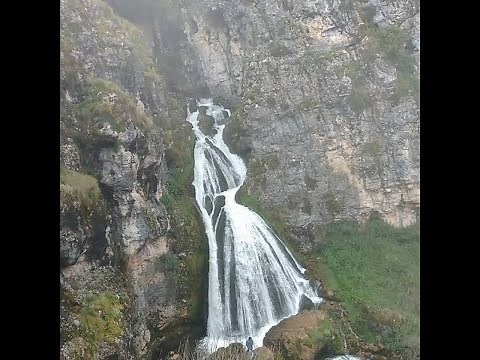 This Waterfall in Peru looks like a bride in her wedding dress! #Peru #South-America