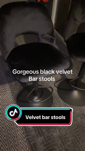 Gorgeous velvet bar stools #springsale #tiktokmademebuylt #barstools #velvetbarstools