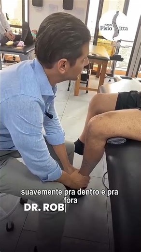 Tibiofemoral Joint Mobilization of the Knee - Manual Therapy | Dr. Robson Sitta