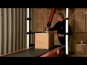 Caljan boom with Vaculex ParceLift - the easy way to unload containers