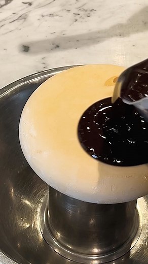 KOI Dessert Bar on Instagram: "Are you wondering about how we transform plain to eatable art?😉Indulge your senses in the artistry of our cake glazing process! Peek behind the scenes and enjoy how we pour the glossy glaze over our Nomtella cake and assemble it. Our secret? A combination of precision, passion, and a sprinkle of creativity. #koidessertbar #koidb"