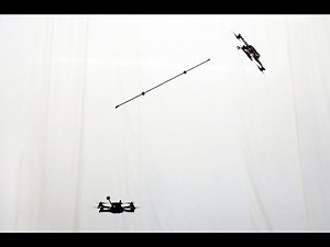 Quadrocopter Pole Acrobatics