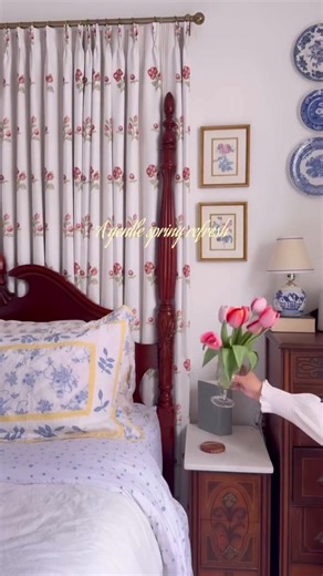 These floral curtains have quickly become one of my favorites.🌷 The delicate blooms bring such a soft, gentle charm to any space, and they’re pre-washed so they come fresh and ready to hang. They just make every corner feel so much warmer. 🥰 Product: Bella Color: Beige #threegirlscurtains #homedecor #homeinspo #interiordesign #curtains