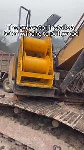 886 reactions · 28 shares | The excavator is modified to pull wood with a 5-ton hoist! #Winch #Hydraulic Winch #Crane Hoist #Car Lifting Winch #Matary Hydraulic Winch #Winch Pulling Wood #Excavator Winch #Shovel Winch #Winch Manufacturer #Mining Hydraulic Winch #Listing Machinery Equipment | 谷亚龙 | Facebook