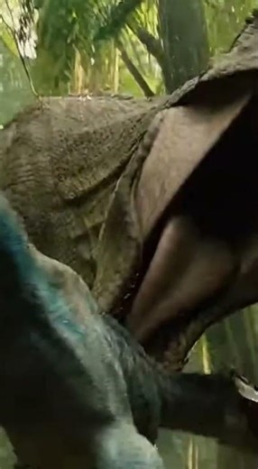 Epic Showdown: T-Rex vs. Velociraptor #dinosaur #jurassicworld #shorts