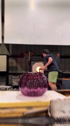 USA Life Hacks: Exploring the Art of Glass Blowing