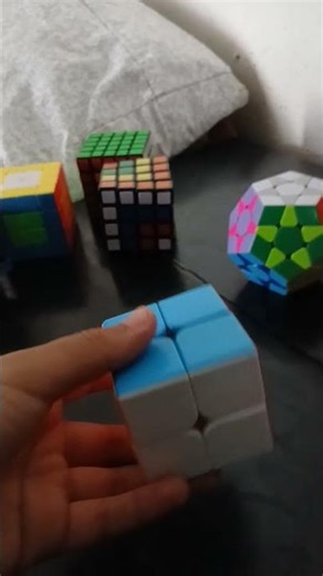 si quieren resolver un cubo 2x2 vean mi tutorial #cubo #2x2 #algoritmo