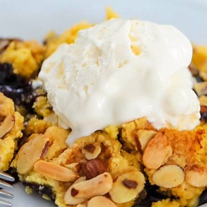 5.3K views · 17 reactions | Blueberry Dump Cake is the easiest cake recipe you’ll ever try! Just dump all the ingredients into a pan, bake and eat! Watch how easy it is to make and get the recipe here --> https://www.allthingsmamma.com/blueberry-dump-cake/ Pin here --> https://www.pinterest.com/pin/137993176068902729/ | All Things Mamma | Facebook