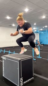 Monday Motivation. Angie Just hit her first 24” box jump today and it looked EASY! 🧨💥 Let’s give this beast two claps in the comment section!👏🏻👏🏻 | Burn Boot Camp - Louisville, KY