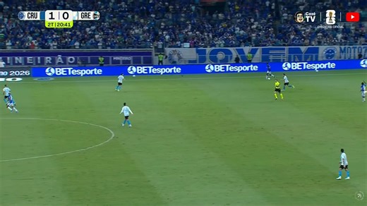 Contra-ataque de ALMANAQUE do Cruzeiro. Arroyo > Romero > Arroyo > Pereira > Romero > GOLAÇO! Uma partida até aqui quase impecável do Cruzeiro. Completamente senhor do jogo!