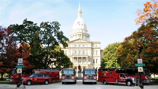 Utah rescuers save hiker trapped in quicksand