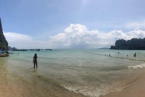 25 amazing adventures for solo travelers to meet like-minded people