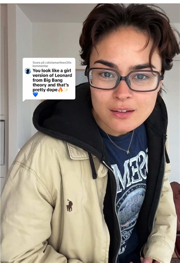 Svarar @calistamartinez20 But I don’t fumble Penny every season. #wlw #masc #lookalike #bigbangtheory #leonardhofstadter