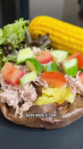 Delicious Jacket Potatoes: Recipes and Tips