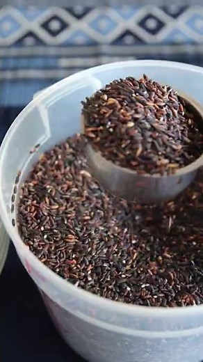 How do you cook purple rice?