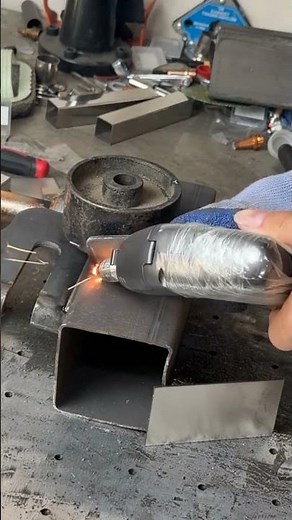 Laser spot welding of galvanized sheet, no marks on the back, no deformation or damage