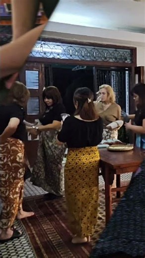 Sarongs, Smiles, and Soul-Work! 🌺