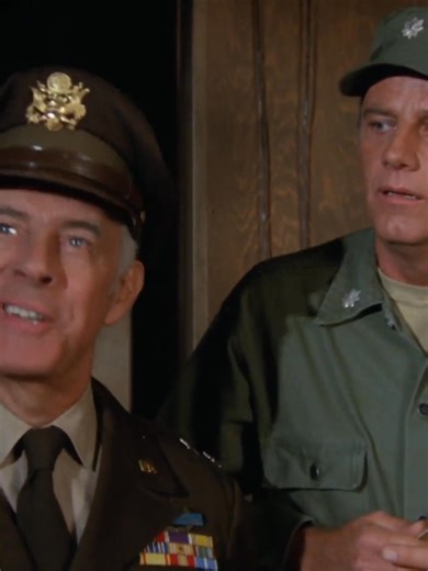 Best scene from M*A*S*H 4077 - Comedy of War 70-80s #MASH #mash4077 #4077 #War #WWI #oldwar #Comedy | Join us: https://www.facebook.com/groups/772465791028529 . | MASH Page Videos