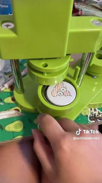 Pin Maker Machine Tutorial: Troubleshooting Tips